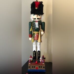 2018 Very Tall Nutcracker 24 inches Tall , Christmas Decor Holidays,Vintage Big